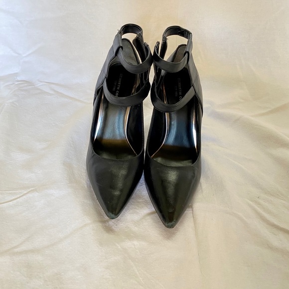 Kenneth Cole Heels - Picture 2 of 4